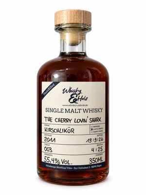 Whisky & Holz - 2011/2026 - Just Whisky Hamburg 2026 Handfilled - Kirschlikör Finish - 0,35l Whisky & Holz - 2011/2026 - Just Whisky Hamburg 2026 Handfilled - Kirschlikör Finish - 0,35l
