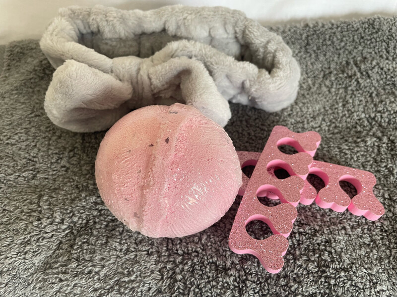 Rose Scented Bath Bomb