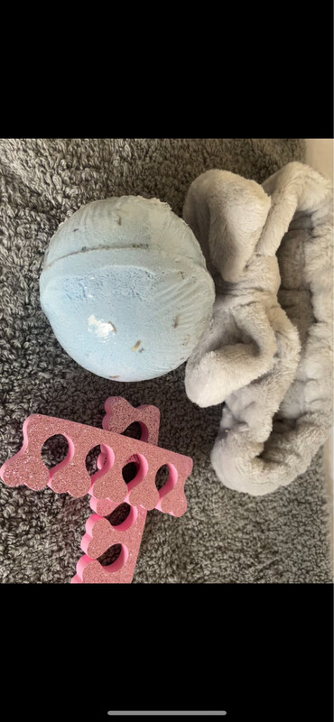 Lavender Scented Bath Bomb.