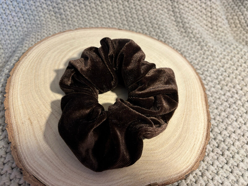 XXL Brown Hair Scrunchie