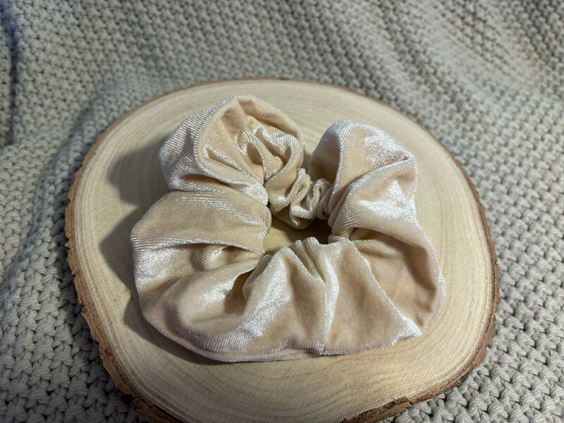 Beige XXL Scrunchie