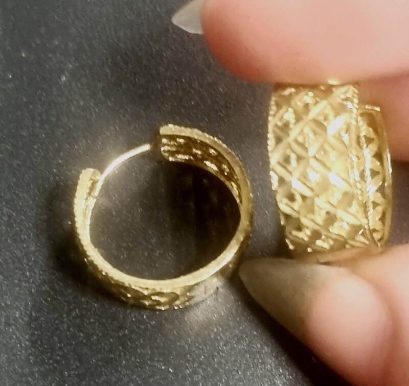 VINTAGE 9CT GOLD HUGGIE HOOPS