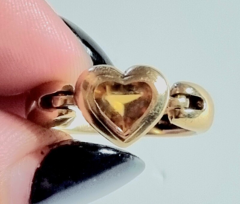 9CT GOLD &amp; CITRINE HEART RING 