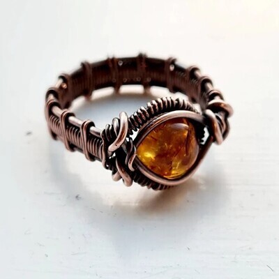 Amber ring in antiqued copper - Size Q/58/8.5
