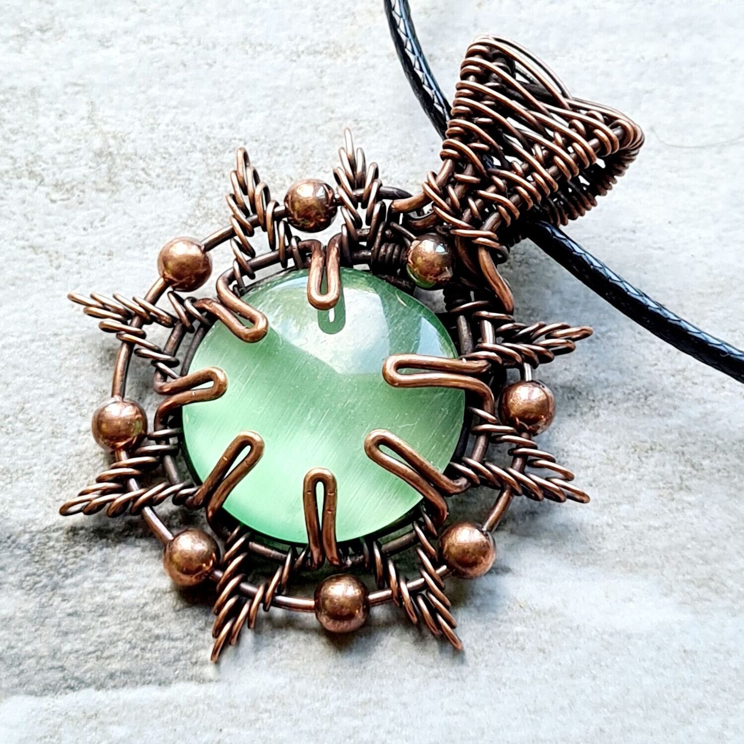 Green Chrysoberyl "Cat's Eye" Star with beads pendant with chain.