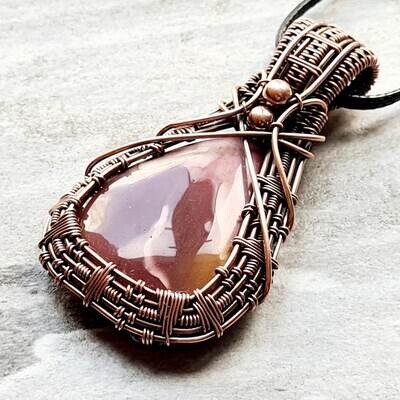 Mookaite with beads pendant with chain.