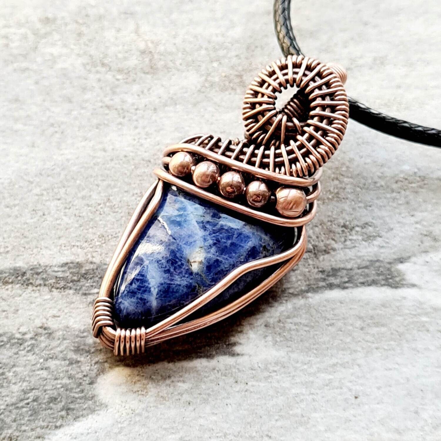 Sodalite pendant with chain.