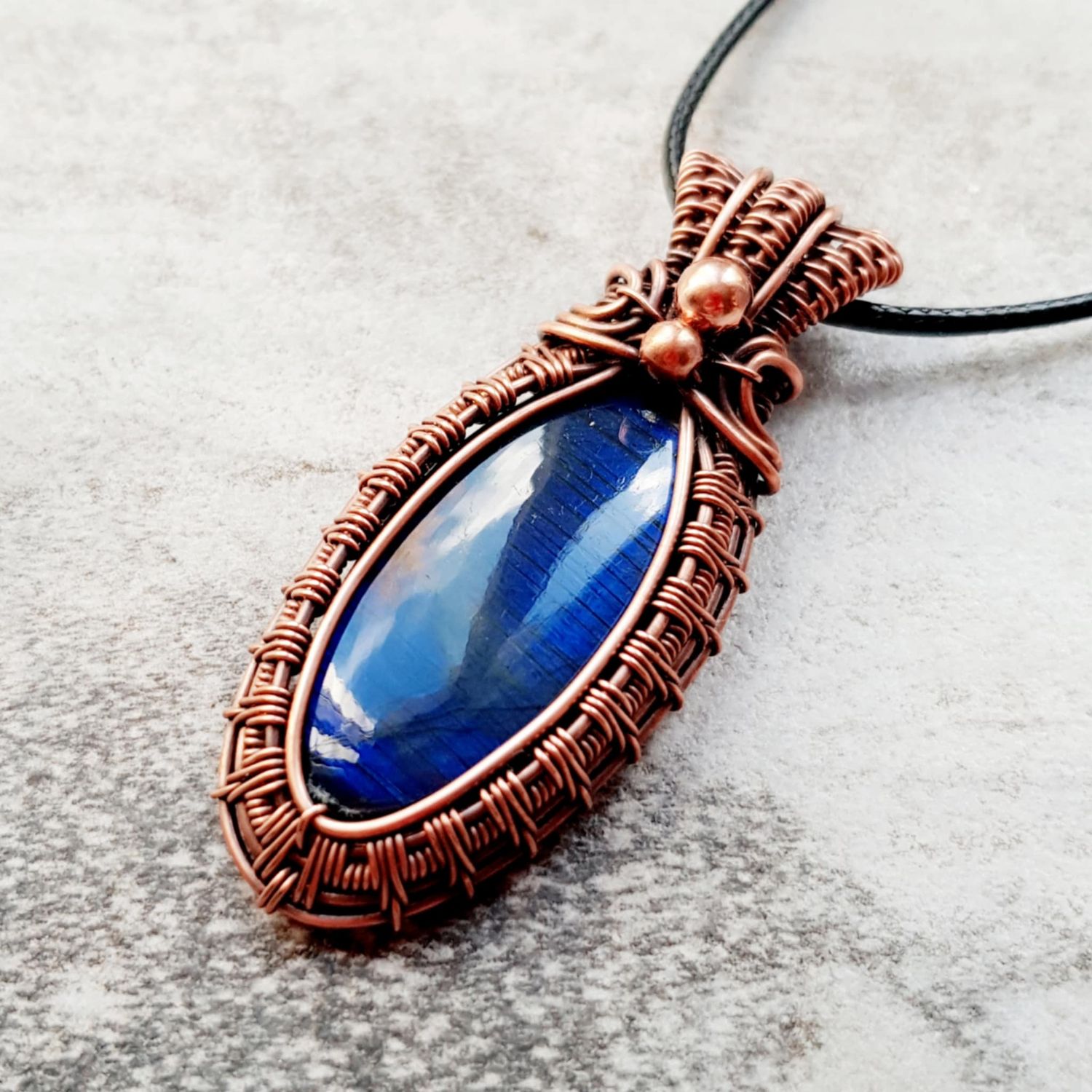 Blue Labradorite with beads pendant with chain.