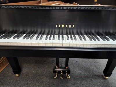 YAMAHA C3 Grand Piano in Satin Ebony