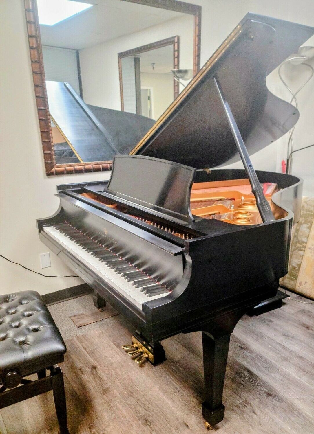 Like-New 1988 Steinway & Sons Model L Grand Piano - Ebony Satin