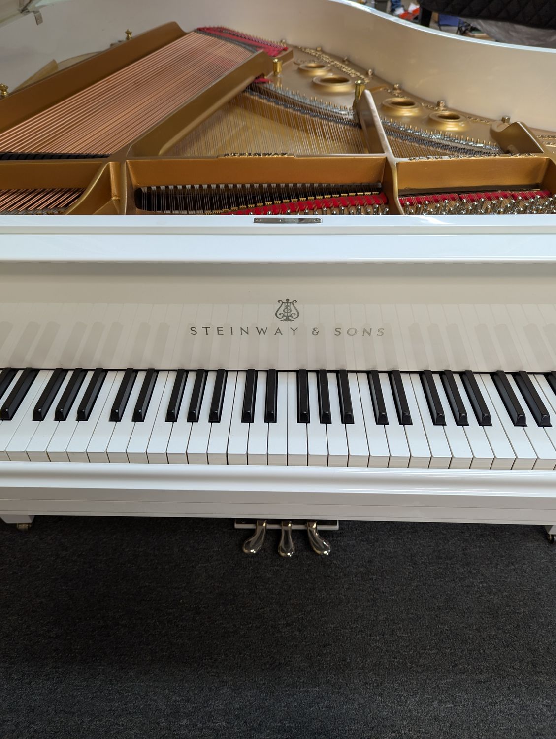Steinway &amp; Sons Model L Grand Piano - High Gloss White