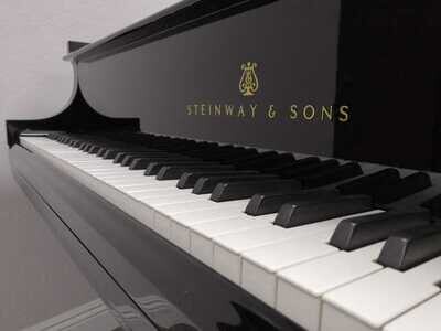 Steinway &amp; Sons Model L Grand Piano - Ebony High Gloss