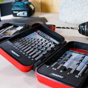 Powertool Accessories & Hand Tools