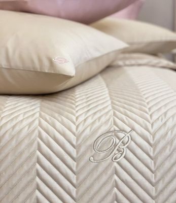 Copriletto matrimoniale in cotone percalle Stile Blu col.arena Blumarine Home Collection