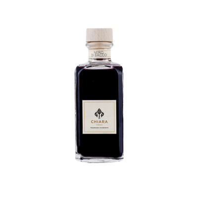 Profumo per ambiente Nero di Bacco Chiara Firenze