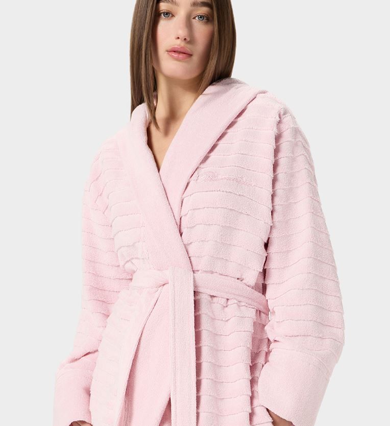 Accappatoio in micro cotone col.cipria Mademoiselle Blumarine Home Collection Accappatoio in micro cotone col.cipria Mademoiselle Blumarine Home Collection