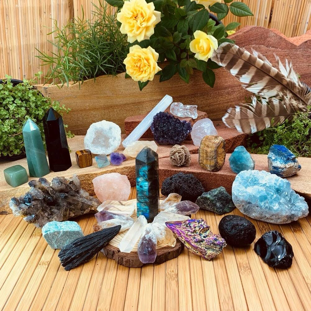 Monthly Crystal Box
