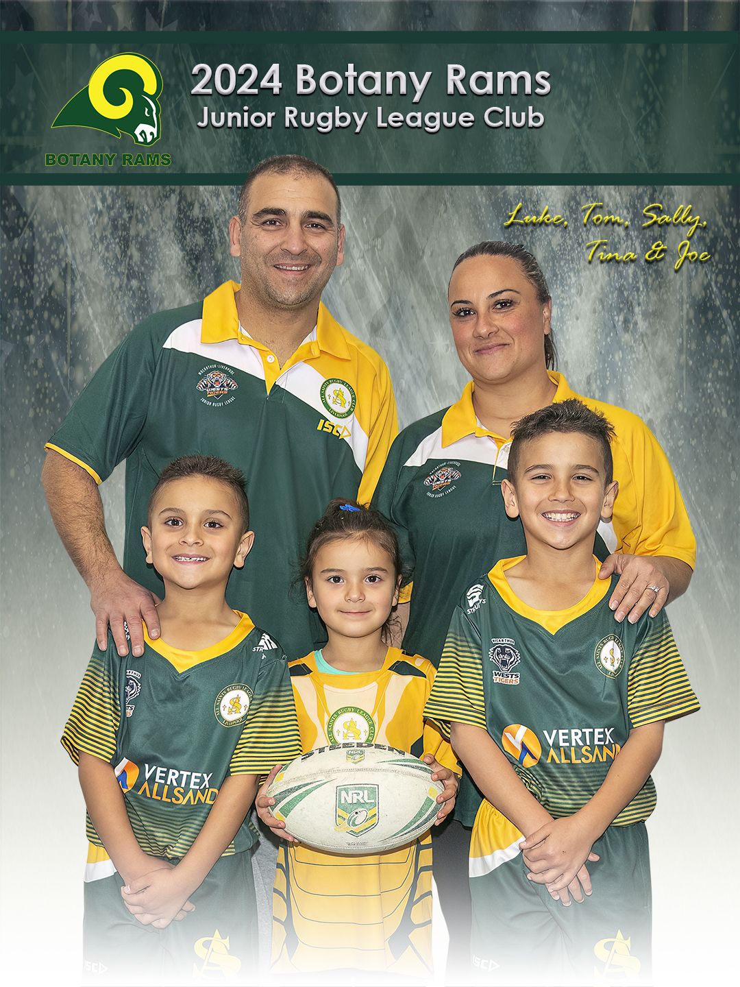 Family Photo 6x8 Inches (152mm x 203mm)