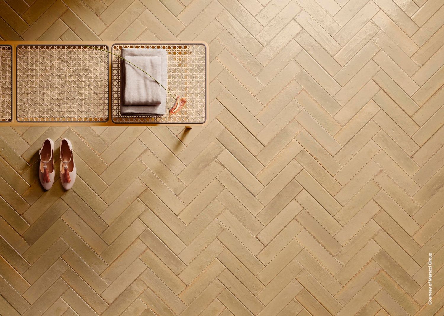 Look Beige Porcelain Gloss Tile 6x24cm