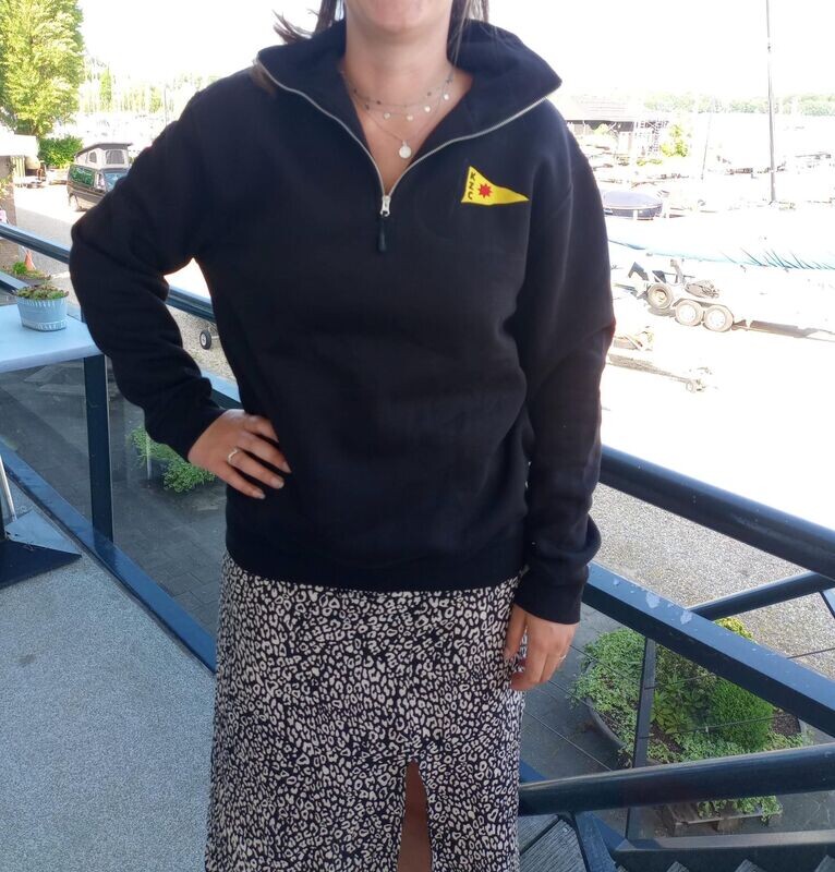 Zip sweater met borstlogo geborduurd