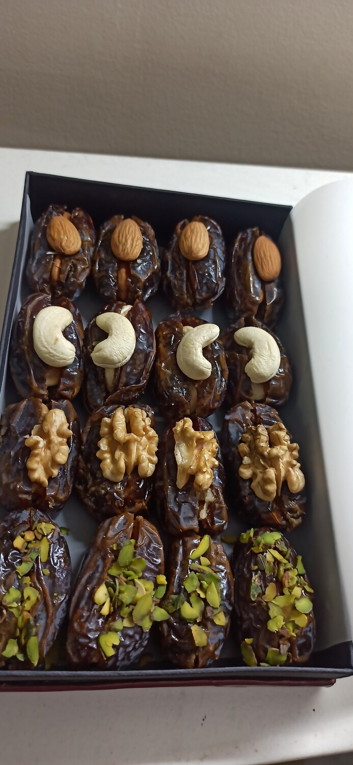 Luxury Stuffed Assorted MEDJOOL Dates Gift Box-Standard