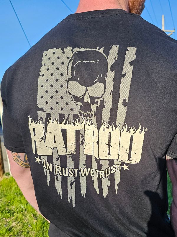Men's tee  IN RUST WE TRUST (Black))