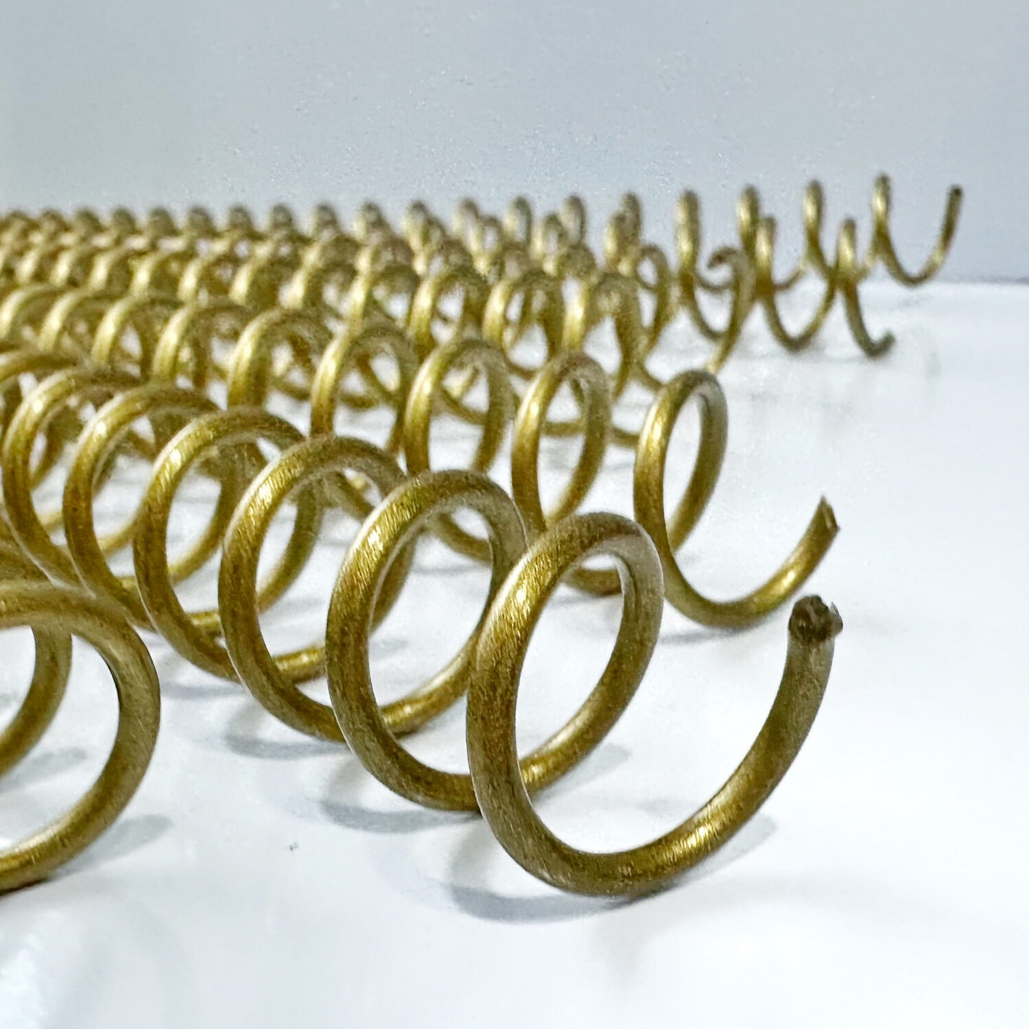 Espiral Plástico Color Oro de 2cm (20 mm)