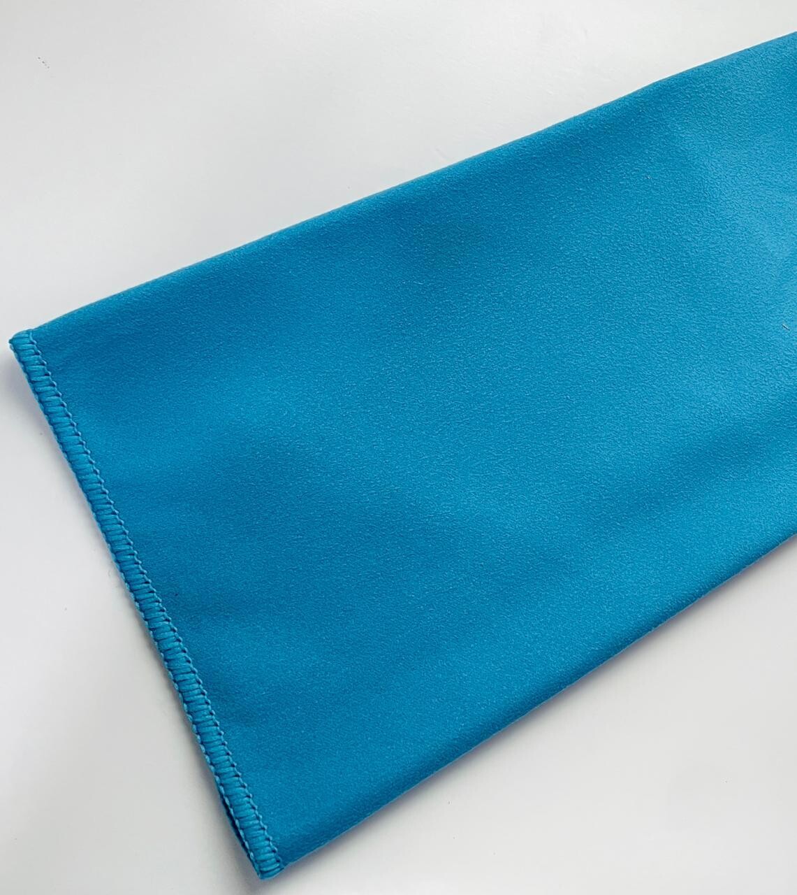 Toalla de Microfibra de 28x28 cm Celeste