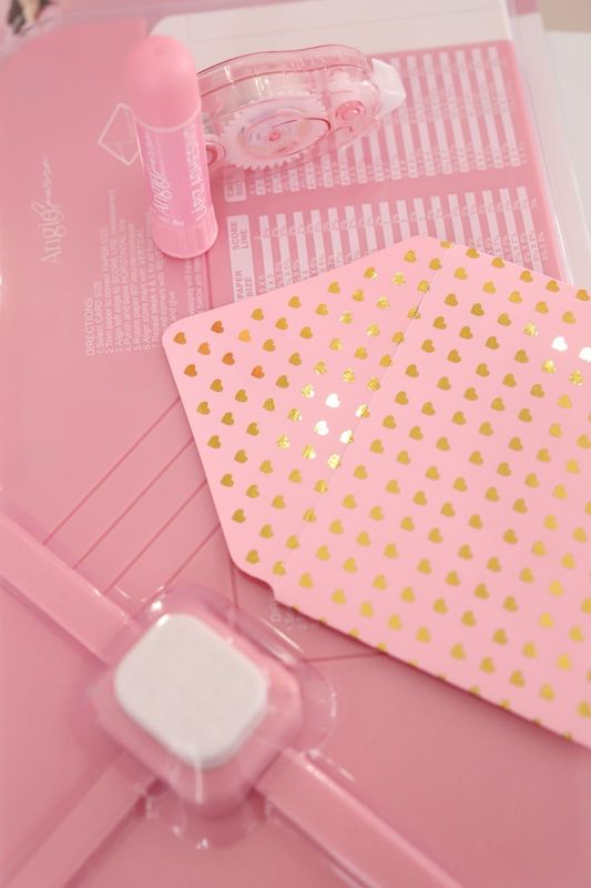 Tabla de Sobres y Cajas Team Pink