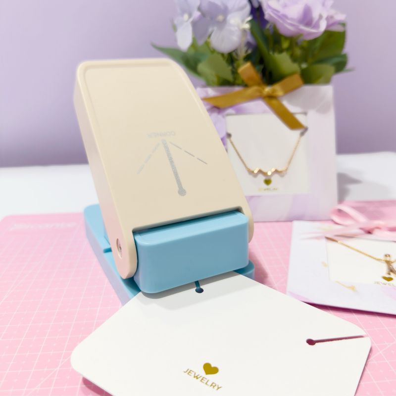 Card Punch diseño para Collares