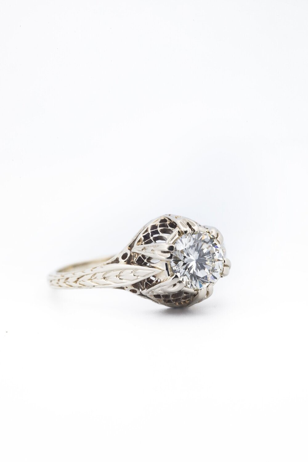 Vintage Diamond
14k Yellow Gold