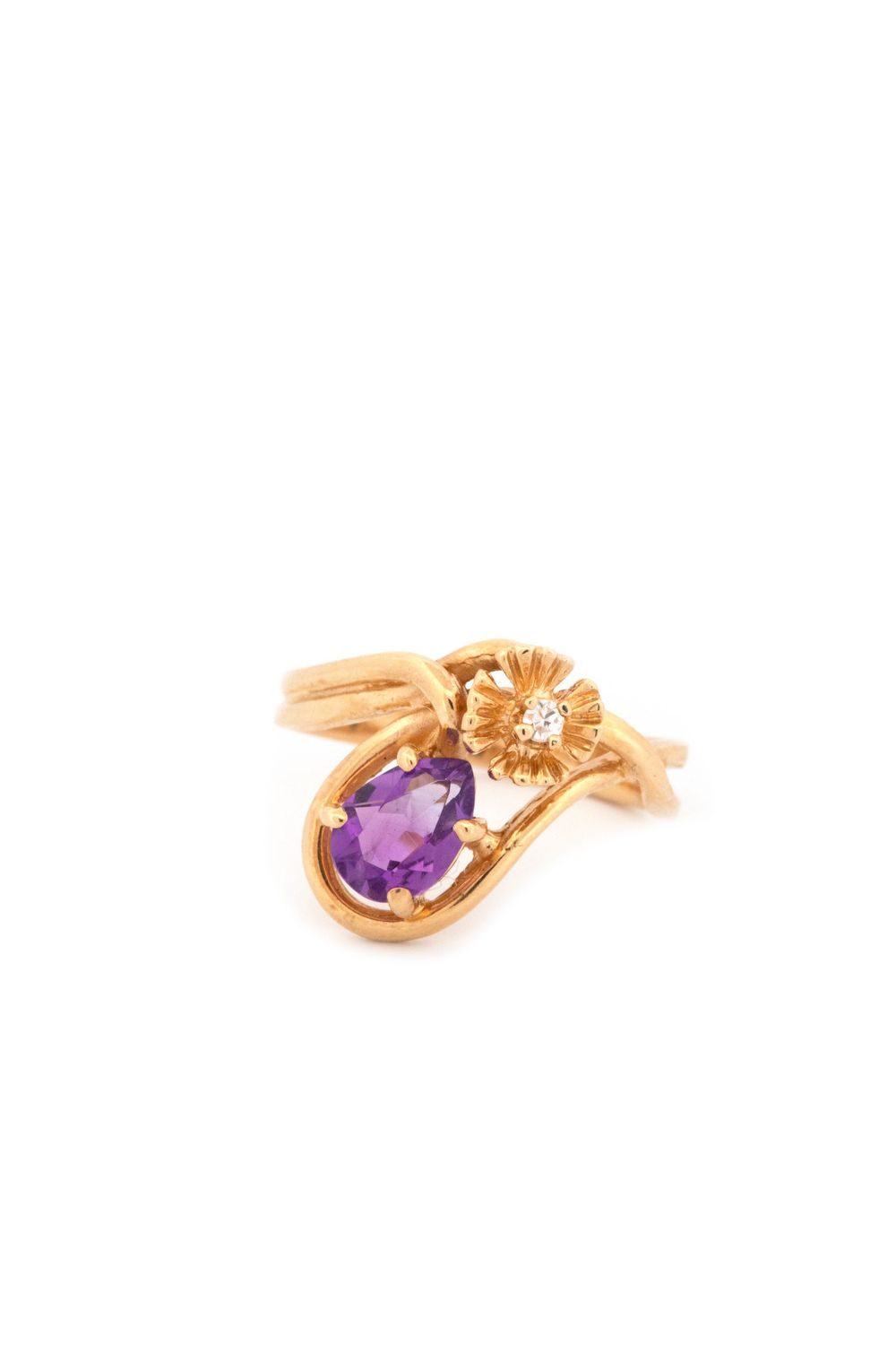 14k Yellow Gold Amethyst and Diamond Ring