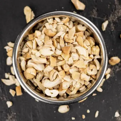 Cashew Pieces Raw 1kg Cashew Pieces Raw 1kg