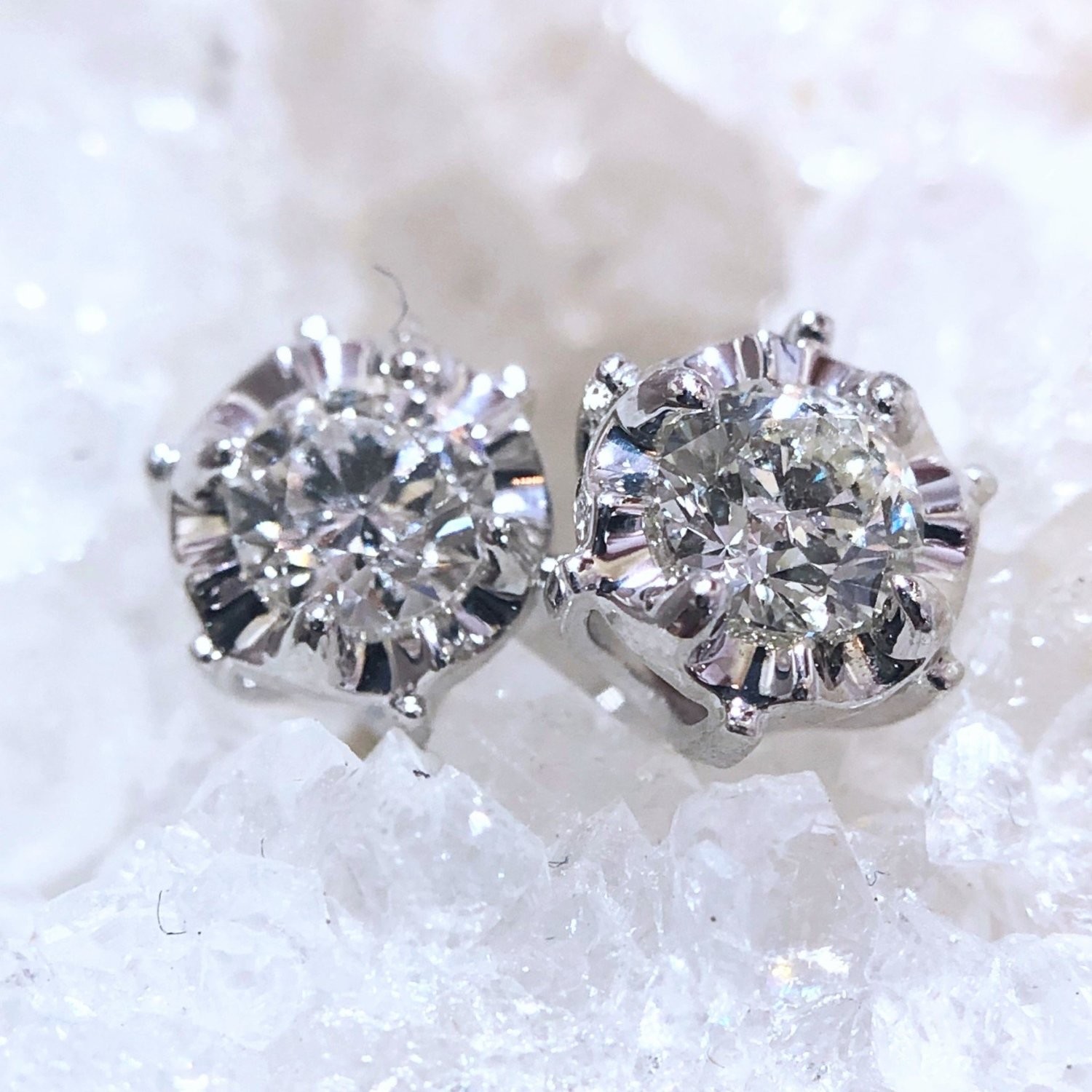 Grandeur 14k White Gold "Miracle" Diamond Stud Earrings (.50ct total weight)