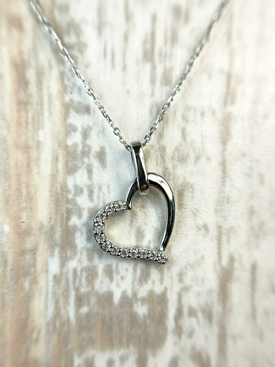 PM4850  14k White Gold Diamond Heart Necklace, With Chain or Without: With Chain