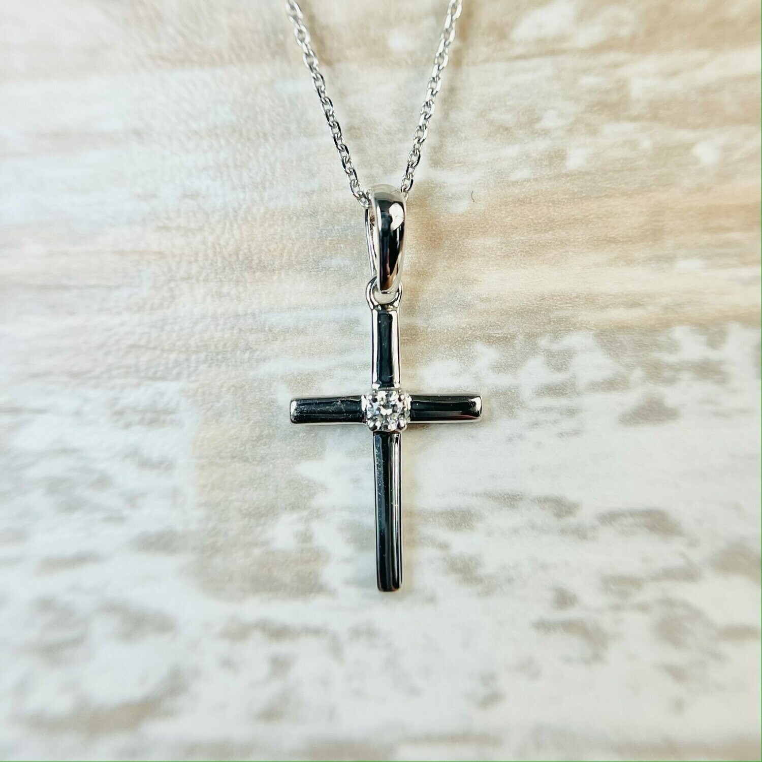 25063538  14k White Gold Diamond Cross Necklace