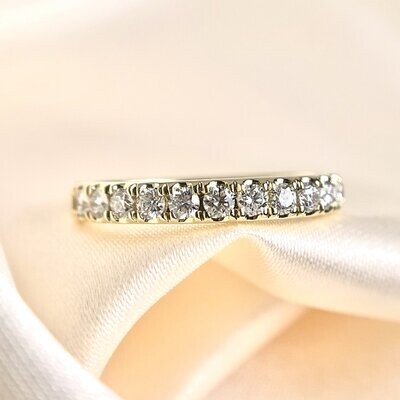 24631442 14k Yellow Gold .50ct total weight Diamond Band