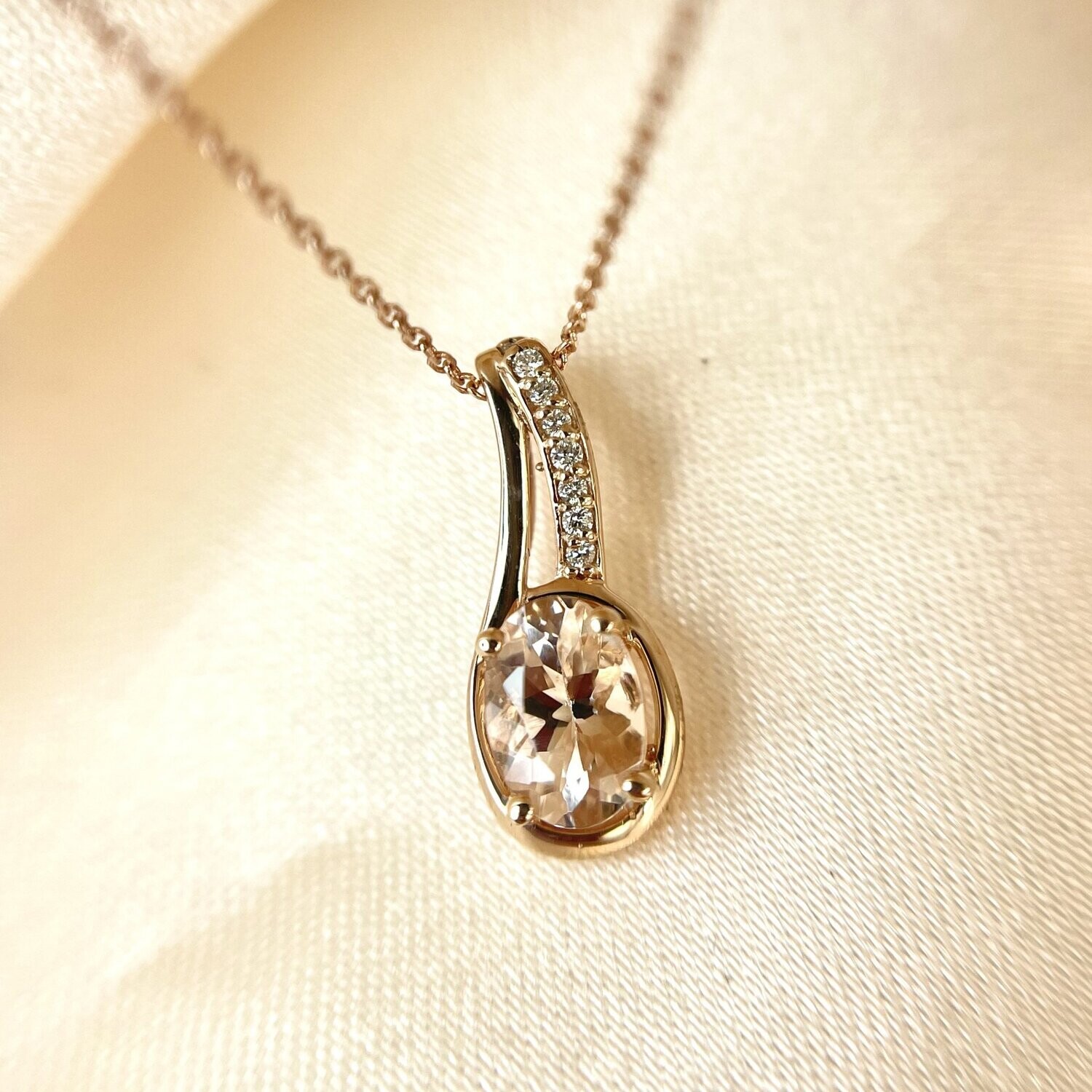 Grandeur P167 14k Rose Gold Morganite & Diamond Necklace