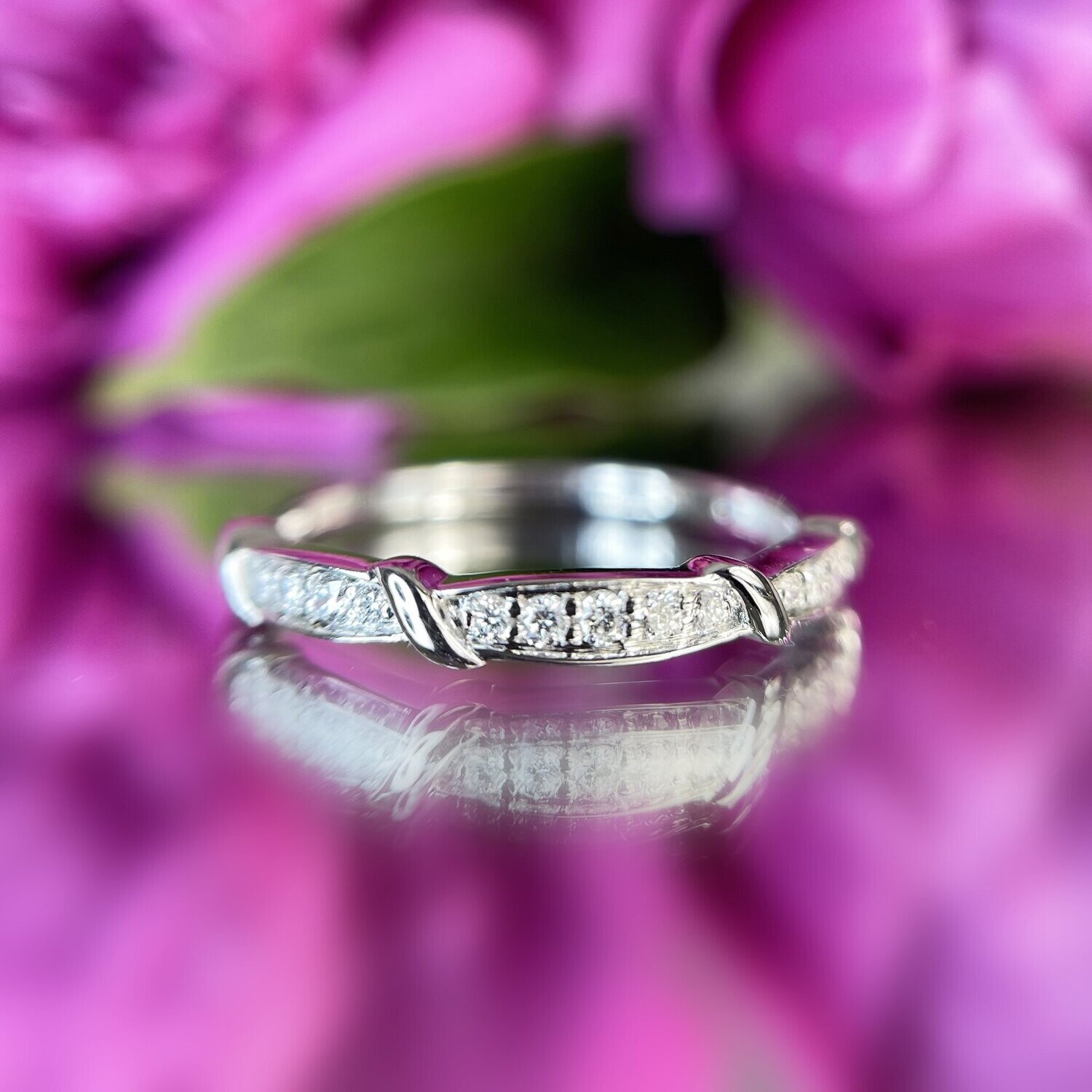 24858029  14k White Gold  Diamond Ring