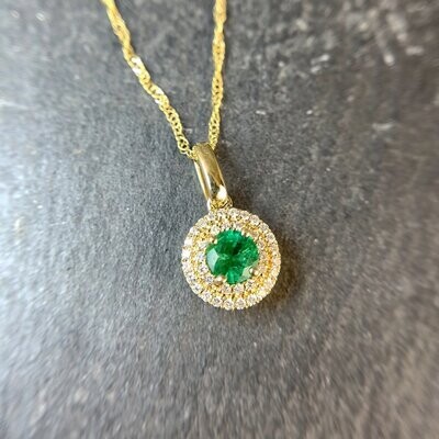 24244592 14k Yellow Gold Emerald & Diamond Necklace