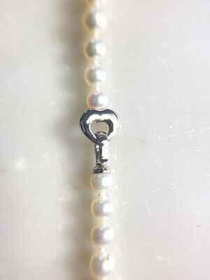 24482838 Freshwater Pearl Necklace with 14k White Gold Heart Clasp