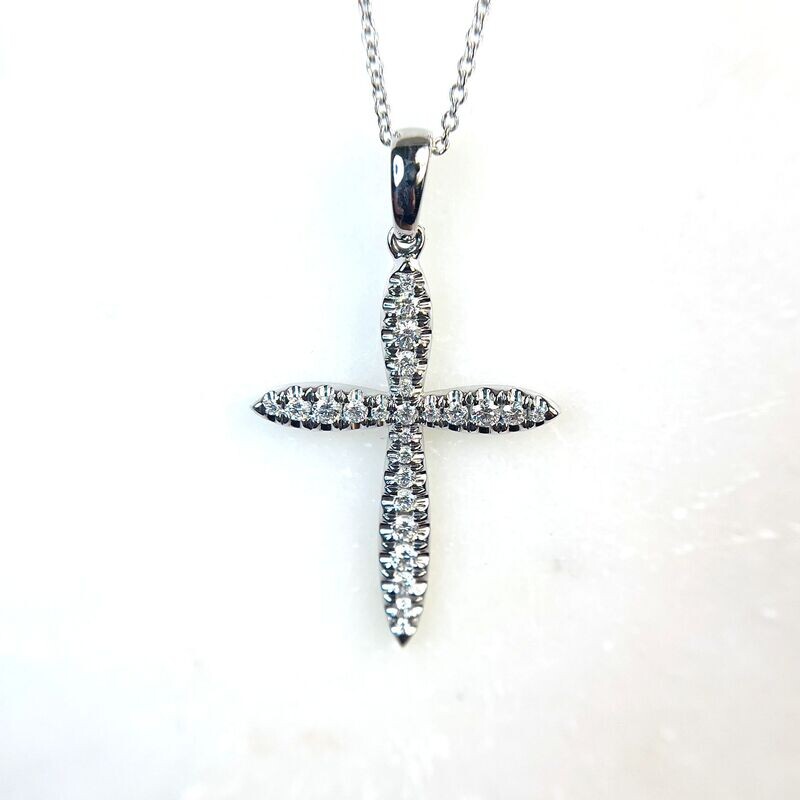 24491003  14k White Gold 1/3cttw Diamond Cross Necklace