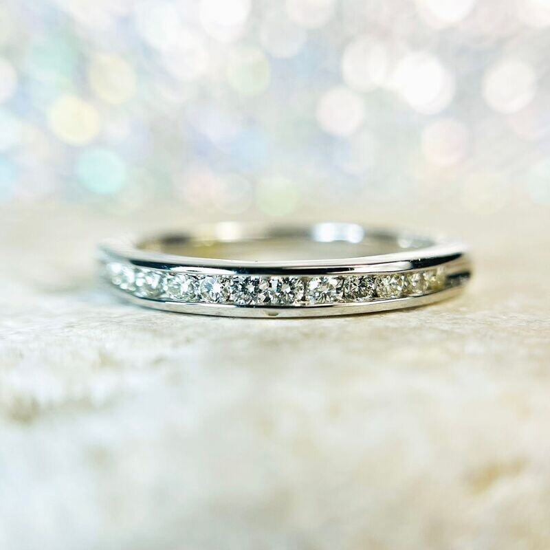 Grandeur R3198  14k White Gold .25ct total weight Diamond Channel Band