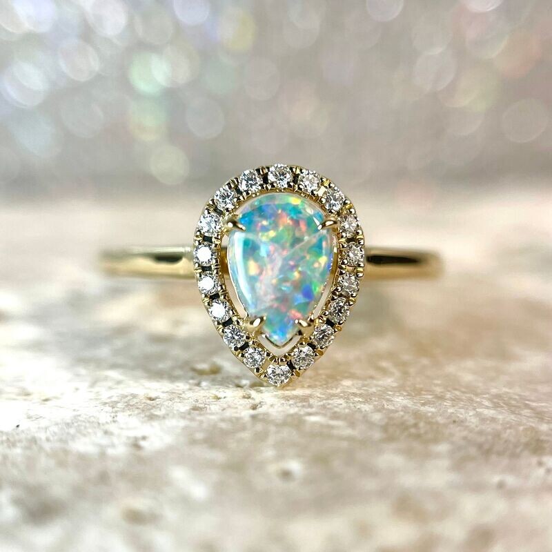 24766842  14k Yellow Gold Opal & Diamond Ring