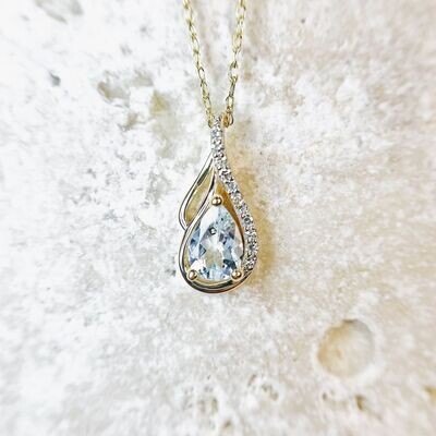 B390779 14k Yellow Gold Aquamarine & Diamond Necklace