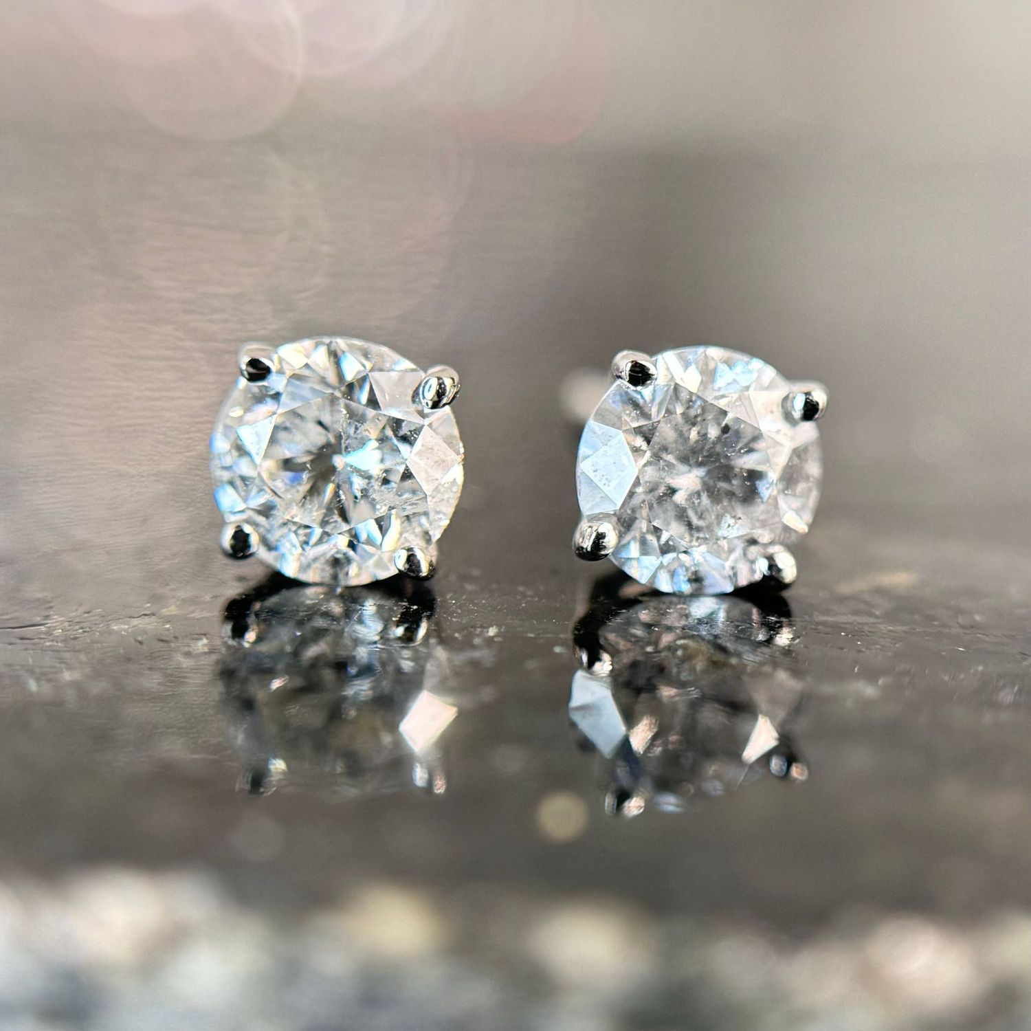 P178947 14k White Gold 3/4cttw Diamond Stud Earrings