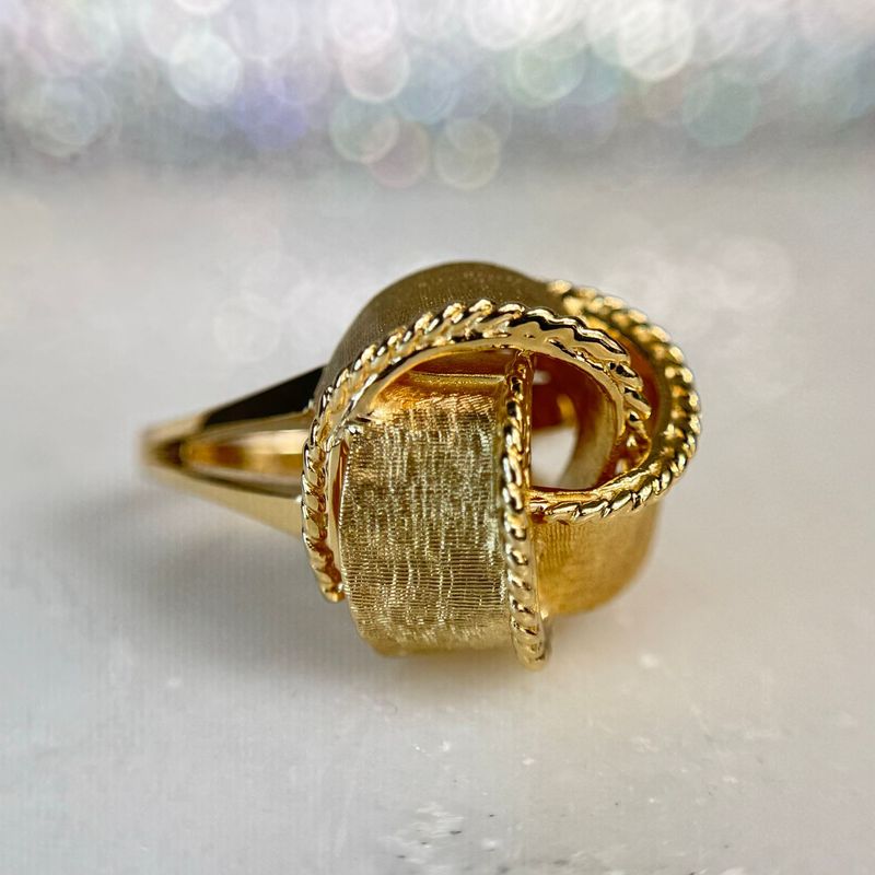 EST178  Estate 14k Yellow Gold "Ribbon/Knot" Ring