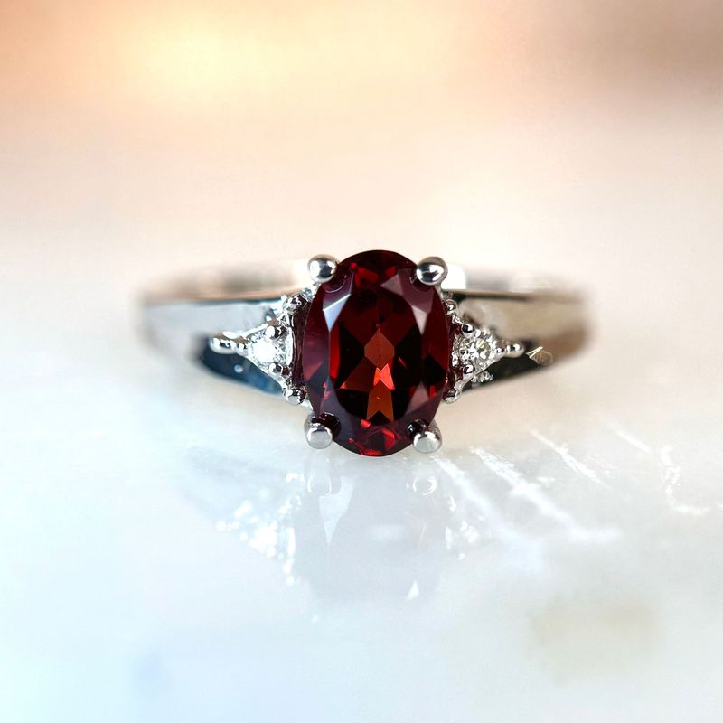 Grandeur R1139G  14k White Gold Garnet & Diamond Ring