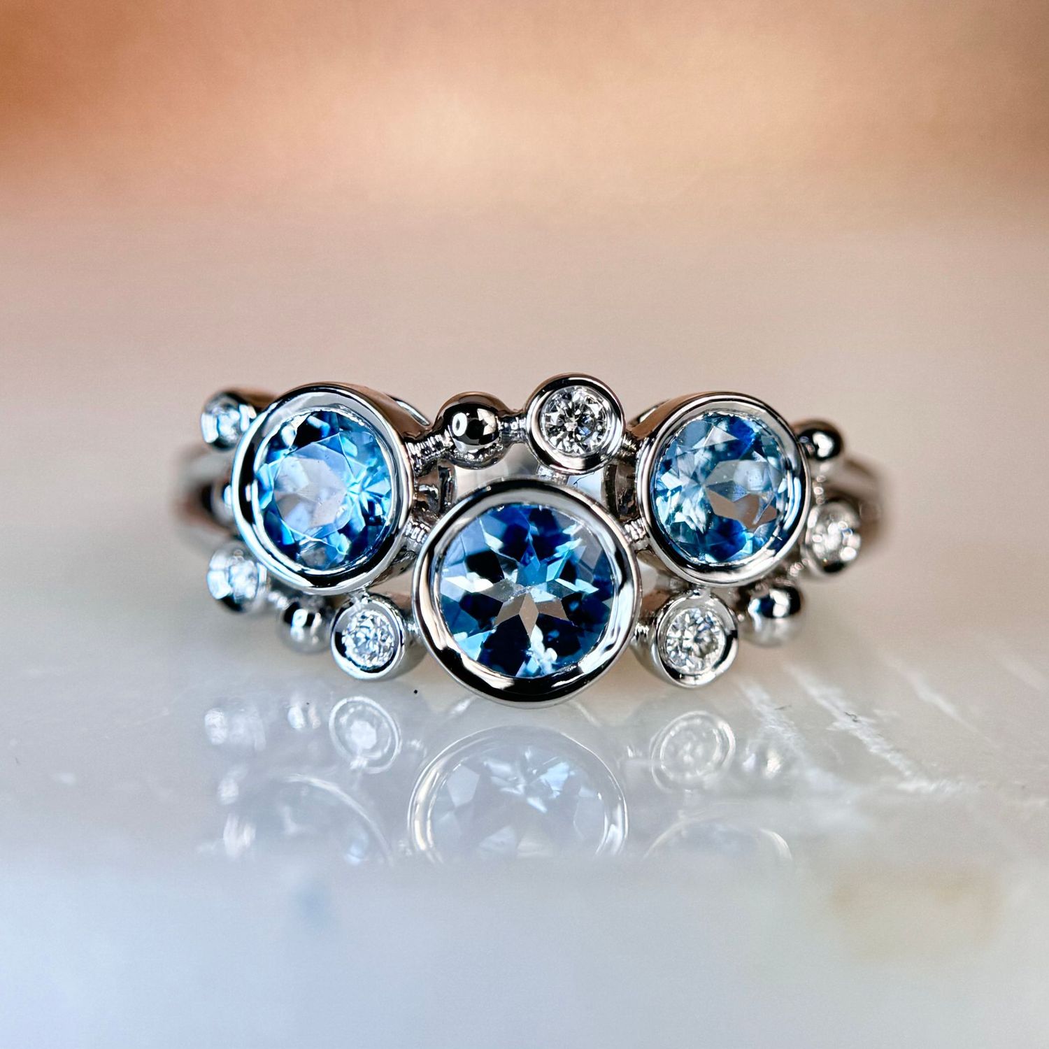 25016106  14k White Gold Aquamarine and Diamond Ring