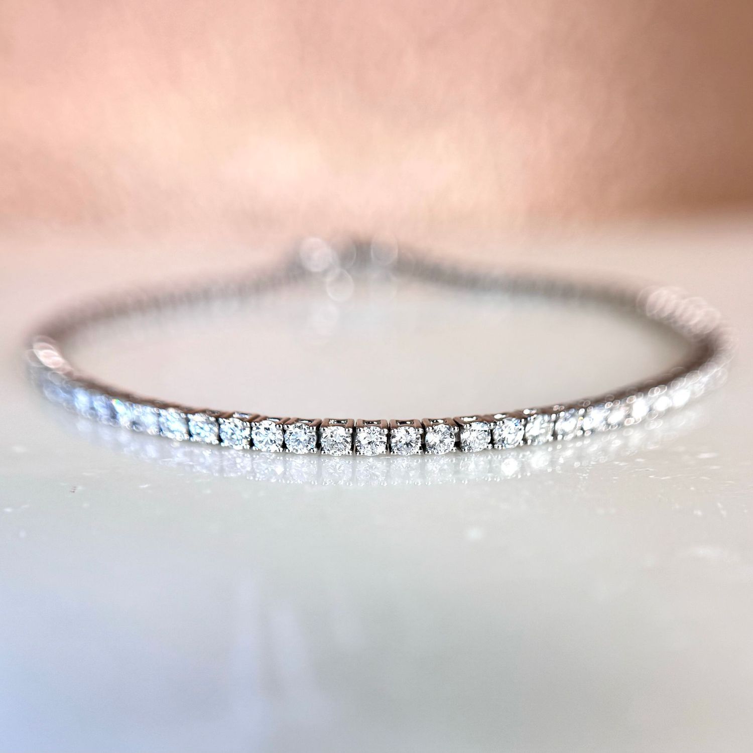 25002379  14k White Gold 2.82 ct Total Weight Diamond Tennis Bracelet